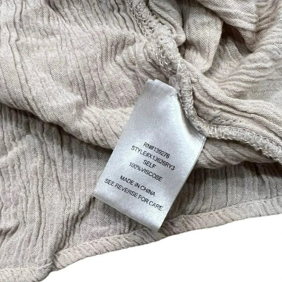 Danielrainn Oatmeal Beige Crochet Detail Viscose Blouse 3X - Picture 3 of 4